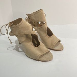 NWOT Aquazzura suede ankle wrap tie closure shoe size 40.